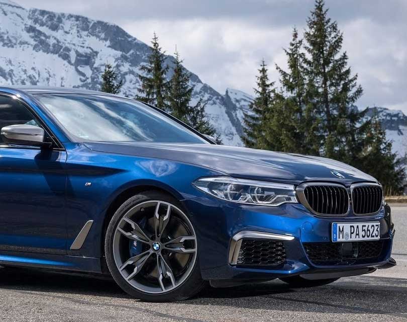 BMW M550i