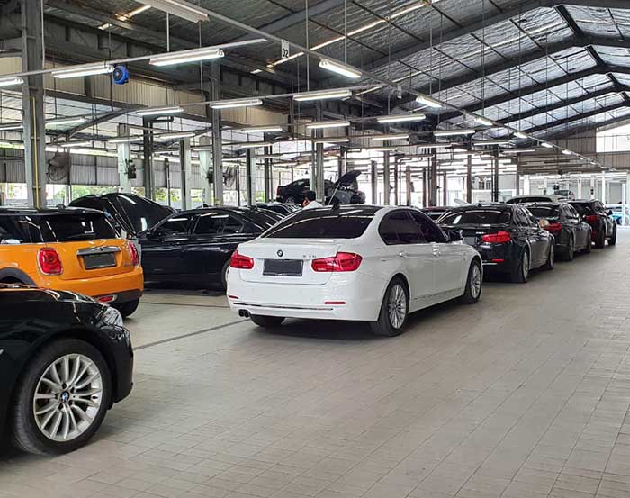 The Signature BMW Astra