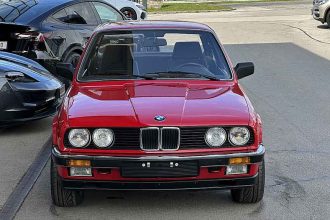 E30 ini Dijual Mahal